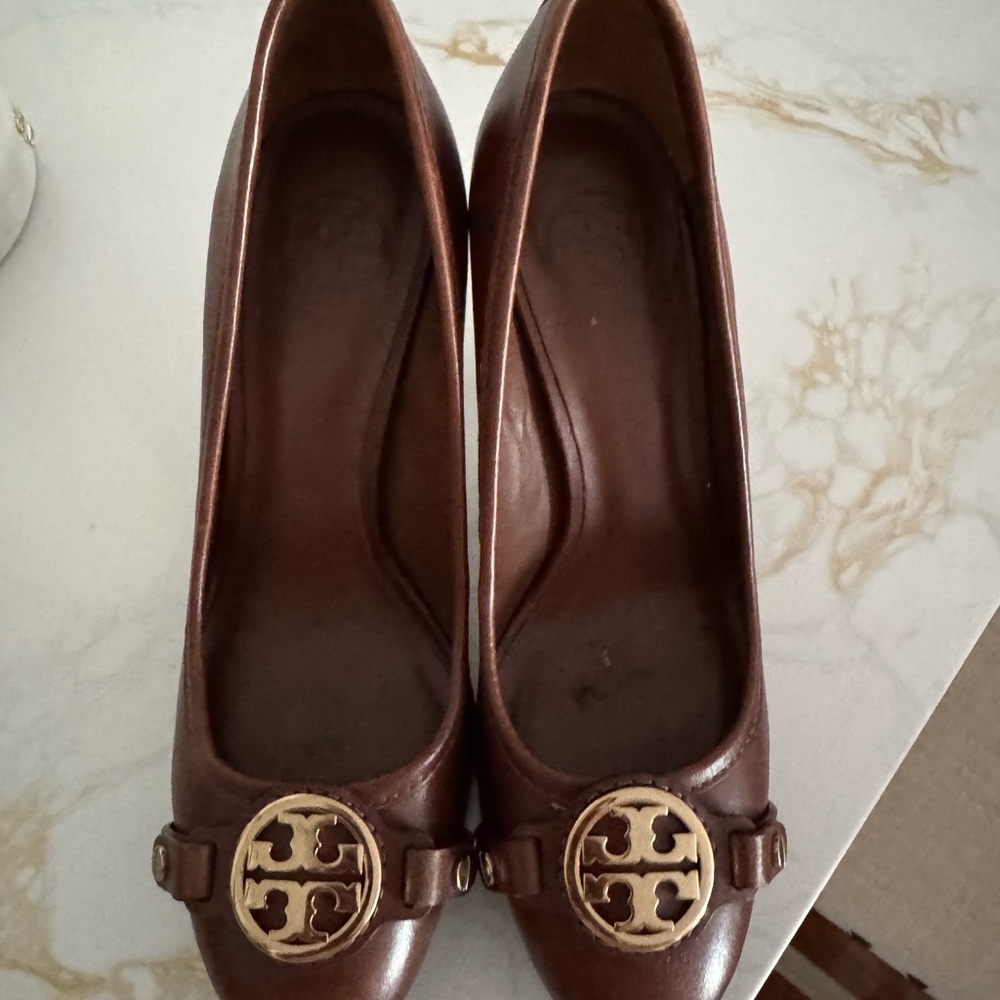 Tory Burch Brown Heels with Signature Medallion